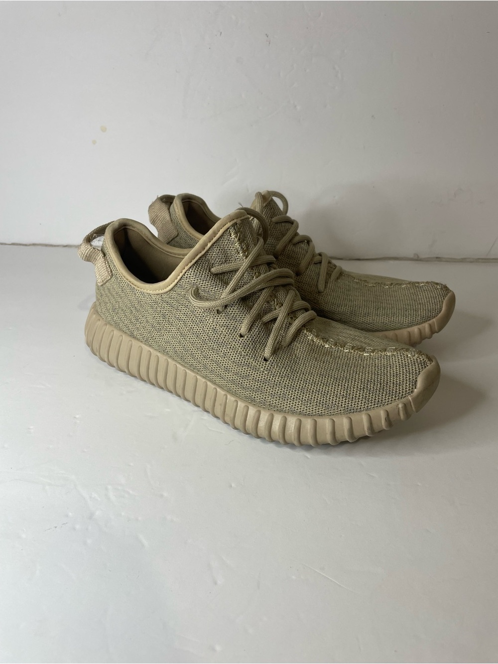Adidas Yeezy Boost 350 V2 Oxford Tan sneakers - Picture 3 of 8